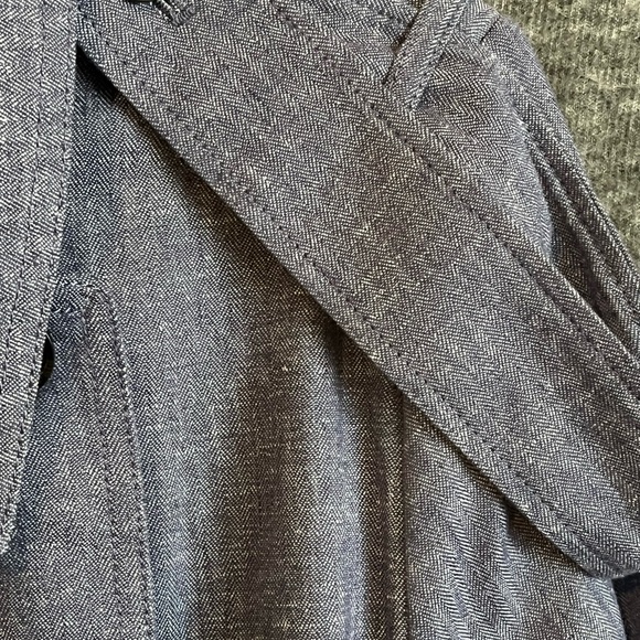 Banana Republic Classic Herringbone Linen Blend Trench Coat - Picture 5 of 12